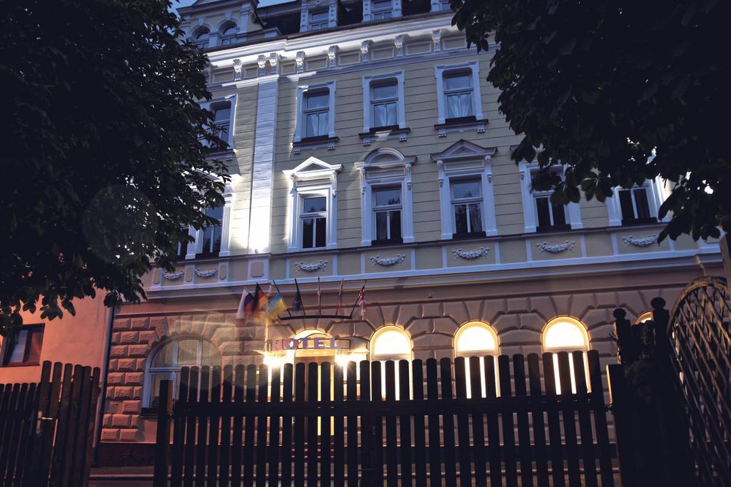 Hotel St.Michael Karlovy Vary Exterior photo