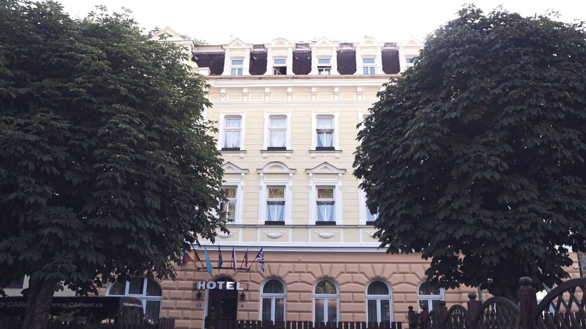 Hotel St.Michael Karlovy Vary Exterior photo